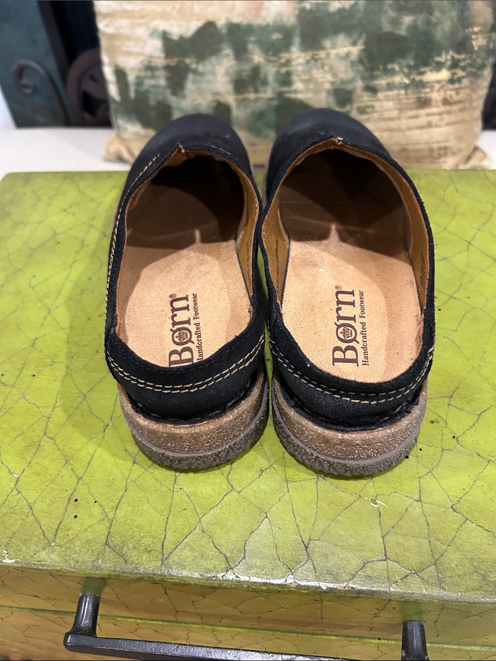 Born Seanna Black distressed 8.5 NWOT tags Suede Clogs with Contrast Stitching - Picture 3 of 4